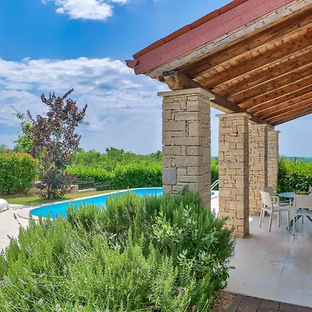 Figlica For 6 People Near Umag With Private Pool, Jacuzzi & Sea View - Pet Friendly Villa *
