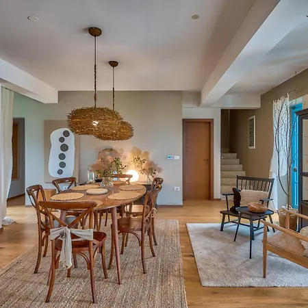 Villa Figlica For 6 People Near Umag With Private Pool, Jacuzzi & Sea View - Pet Friendly *