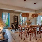 Figlica For 6 People Near Umag With Private Pool, Jacuzzi & Sea View - Pet Friendly Vila *