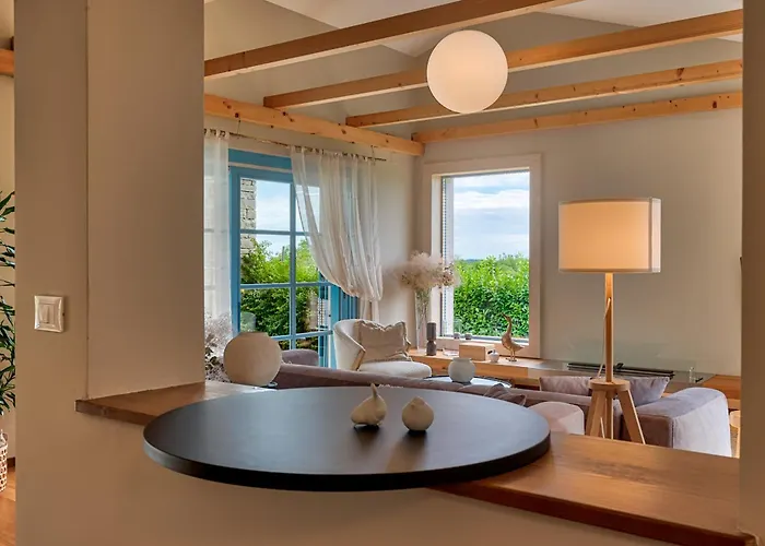 Figlica For 6 People Near Umag With Private Pool, Jacuzzi & Sea View - Pet Friendly