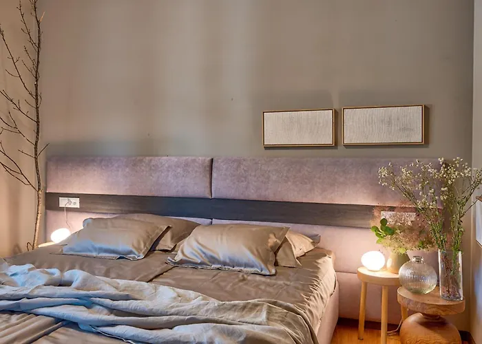 Villa Figlica For 6 People Near Umag With Private Pool, Jacuzzi & Sea View - Pet Friendly