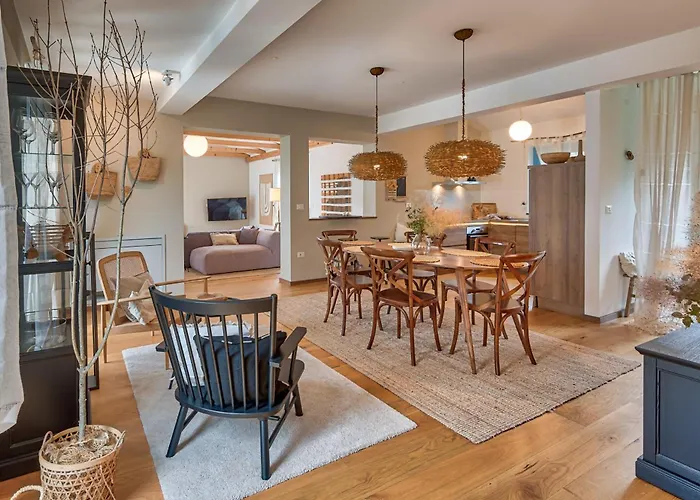 Figlica For 6 People Near Umag With Private Pool, Jacuzzi & Sea View - Pet Friendly *